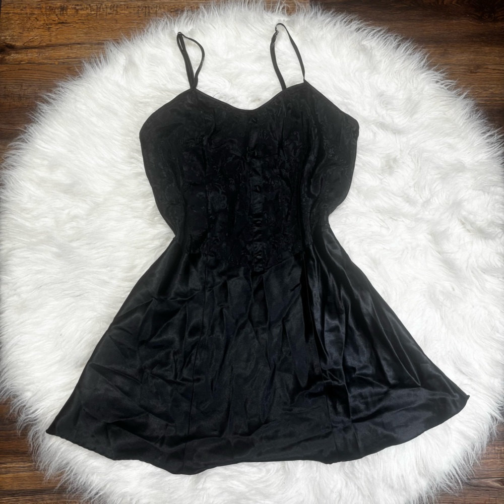 Victoria’s Secret Vintage Black Lacey Faux Button Down Slip Dress Nighty size M